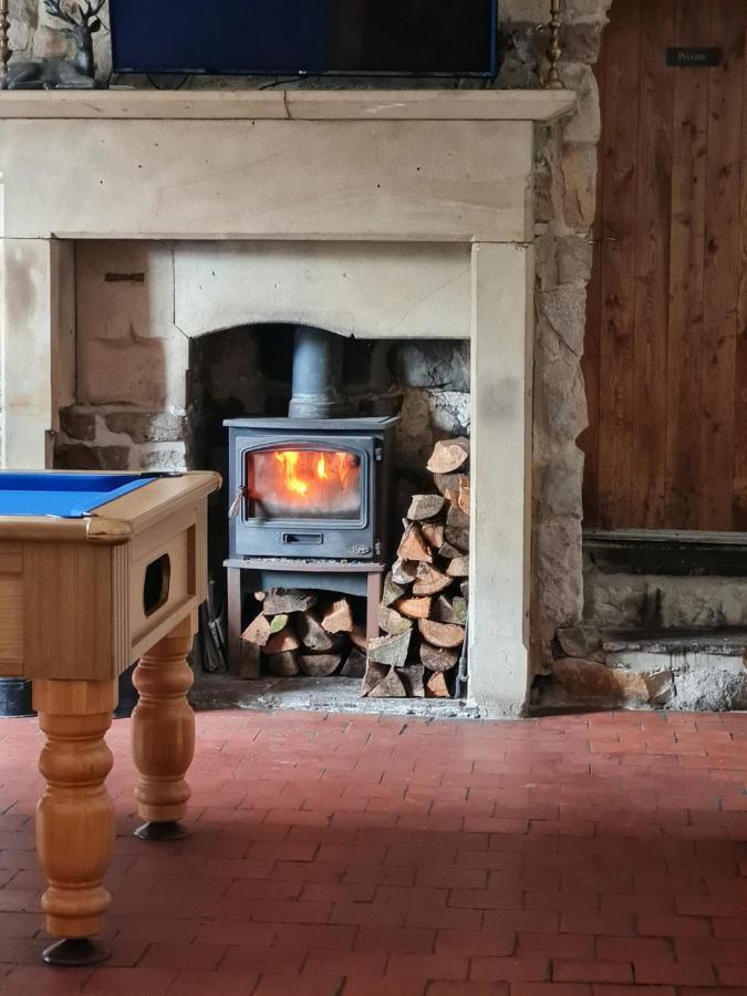 Peak District, The Greyhound Inn, Warslow Circa 1750 Экстерьер фото